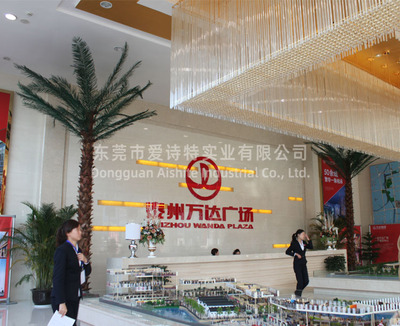泰州萬達(dá)廣場高6米保鮮椰子樹造景